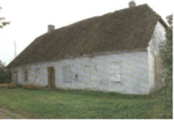 Baltais krogs līdz 1999.gadam
(vecākā māja Līvānos)